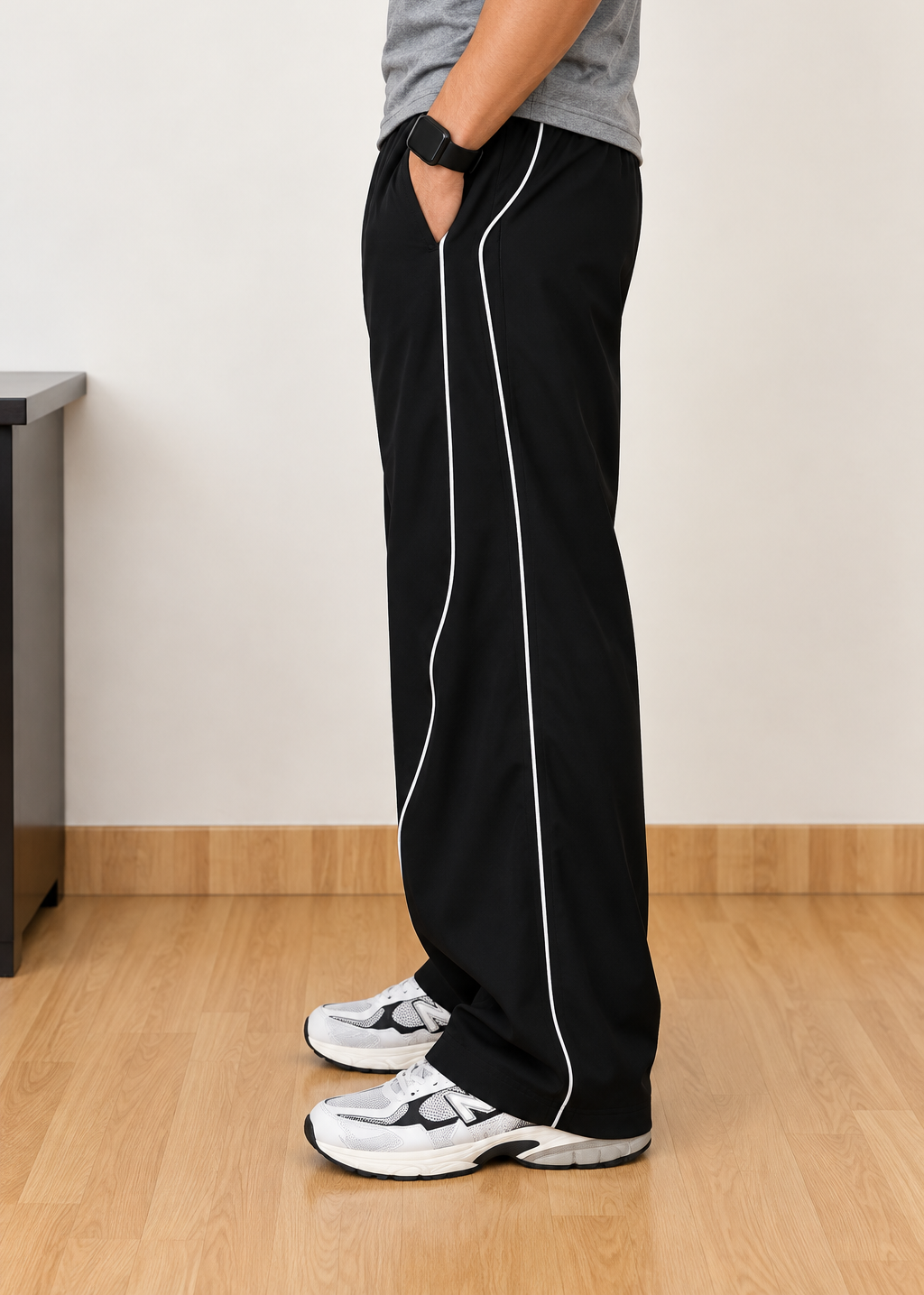 MONARQ Curveline Baggy TrackPants